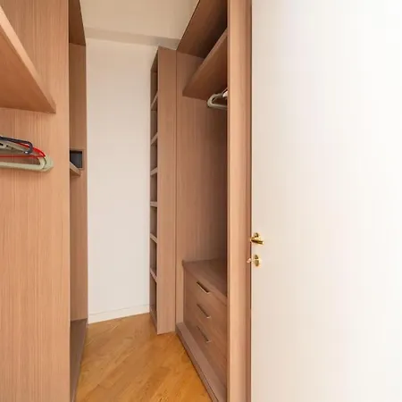 Castaldi Charming Suite-hosted By Sweetstay Apartamento